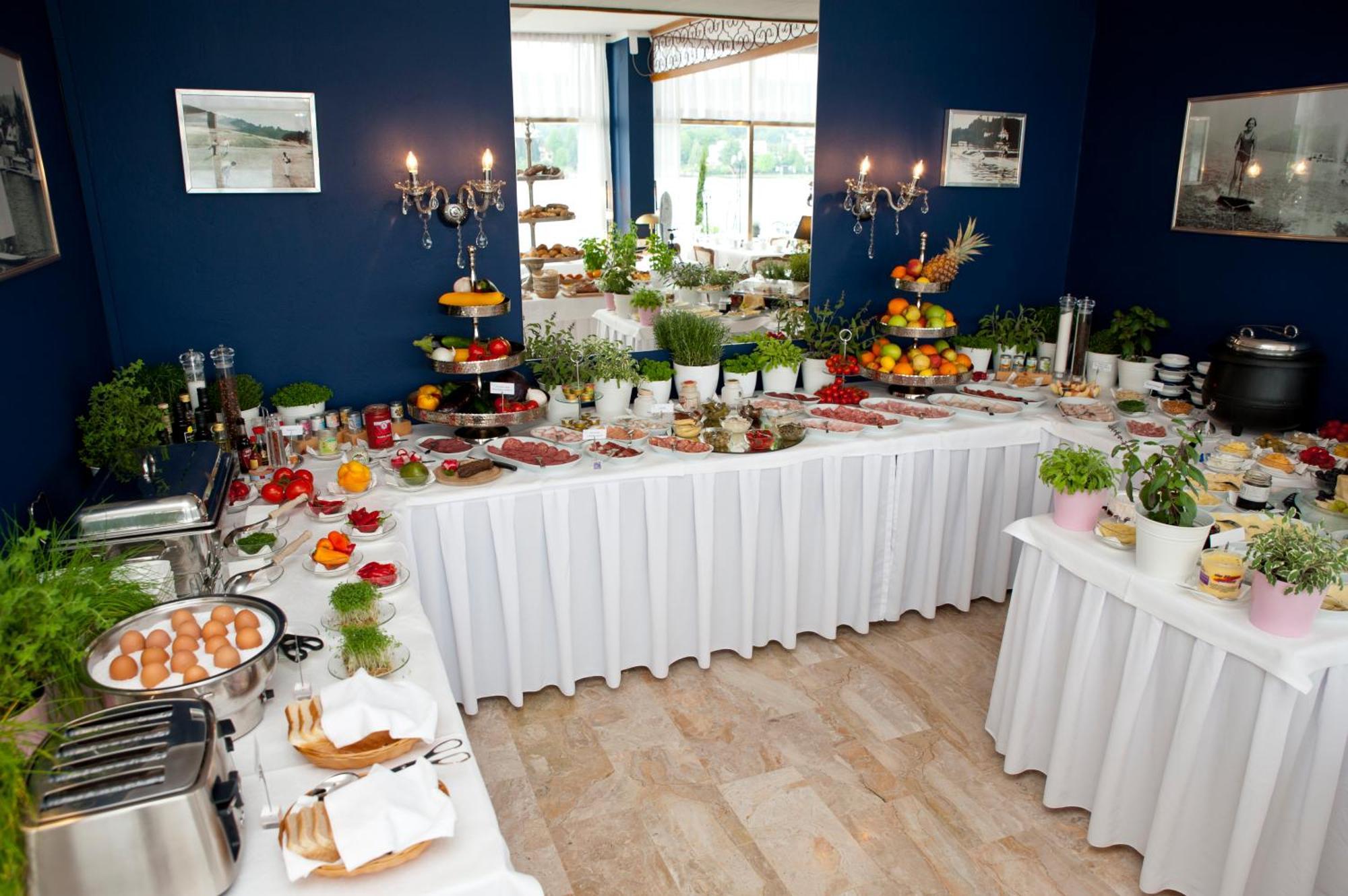 Tennis & Yacht Hotel Velden Фельден-ам-Вёртер-Зе Экстерьер фото